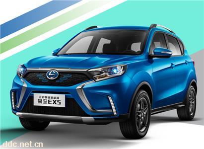  江铃集团新能源易至EX5电动汽车